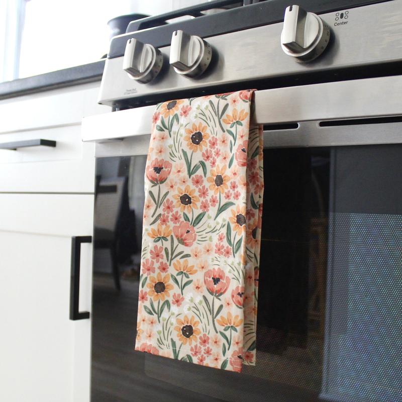 Floral Tea Towels - Set of 2 - 100% Cotton - perfect for decorating your kitchen Cleaning Cotton