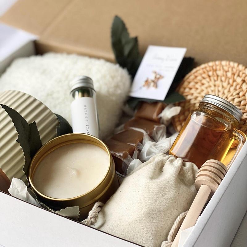 Hug In A Box, Hygee Gift, Encouragement Gift, Mom Friend Gift Set, Thinking Of You Box, Cozy Care Package, Self Care Basket, Care Package | Trendy Gift Box, Christmas Gift Box