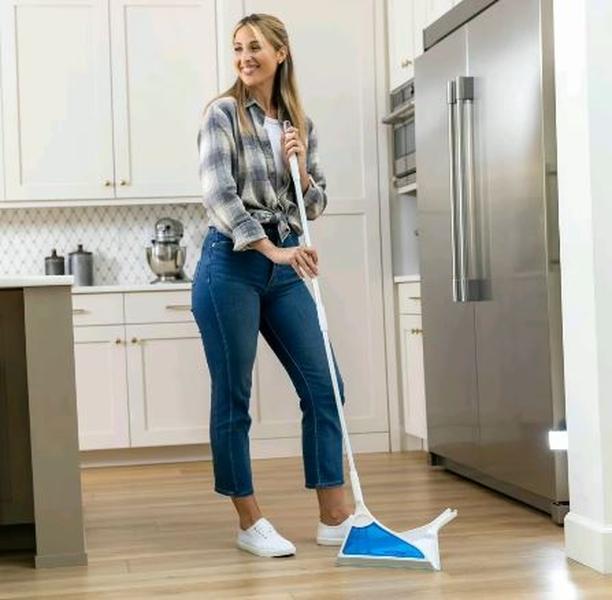 Helio Air Broom | 3-Piece Kit All Surface Sweeper and Squeegee for Wet and Dry Cleaning Dust, Dirt, Liquids, Pet Hair, Tile, Hardwood Floors