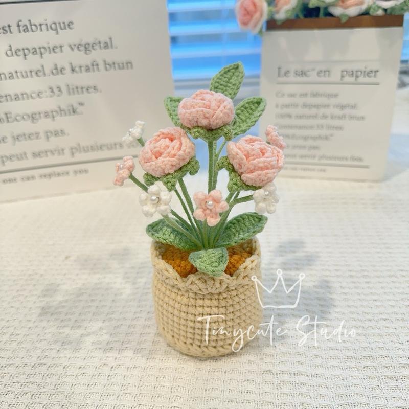 Crochet Handmade Flowerpots sunflowers  graduation gift  mother's Day  women's day Colorful Decoration Creactive Gift Valentine's Day Decorative Plants graduation gift  Ornaments