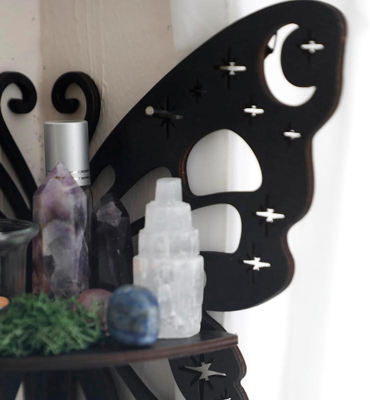 Butterfly Corner Shelf - Floating Shelves for Wall Bedroom Crystal Display Shelf Boho Cute Bathroom Kitchen Office Living Room Butterfly Decor Aesthetic Witchy Gift Women(2 PCS)