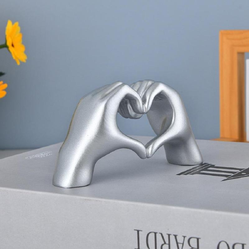 Hand Shaped Design Resin Ornament, 1 Count Modern Couple Themed Desktop Decoration, Home Decor Supplies for Living Room Bedroom Office